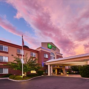 Holiday Inn Express Hotel & Suites Medford-Central Point, An Ihg Hotel